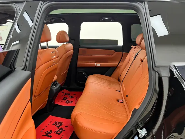 Changan Qiyuan Q07 — Фото автомобиля 16