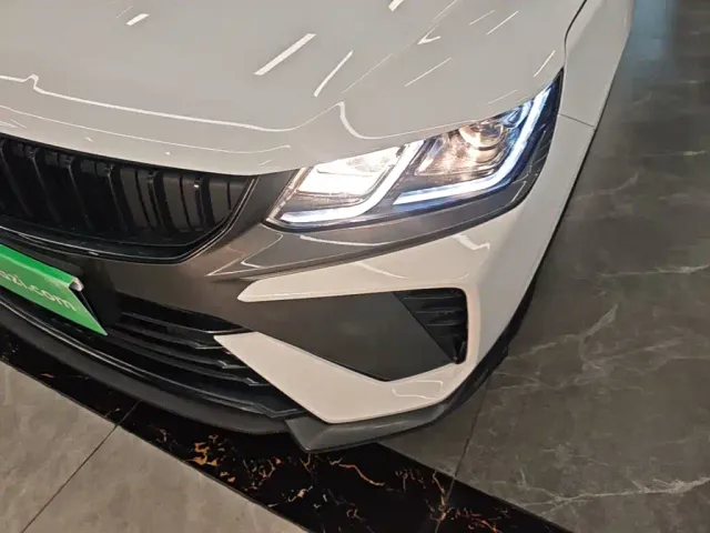 Geely Binyue — Фото автомобиля 23