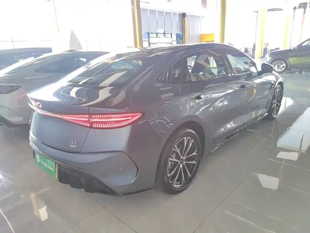 BYD Seal — Фото автомобиля 6