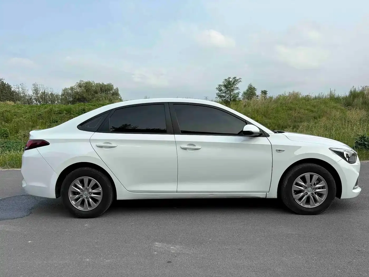 Hyundai Elantra 2020 1.6L Auto GL Pleasing Edition — Фото автомобиля 5