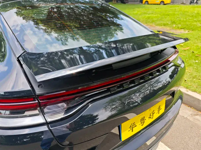 Porsche Panamera — Фото автомобиля 26