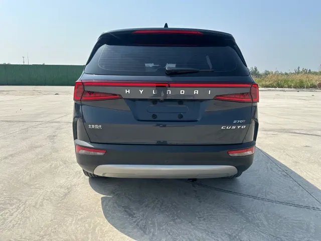Hyundai Custo — Фото автомобиля 6