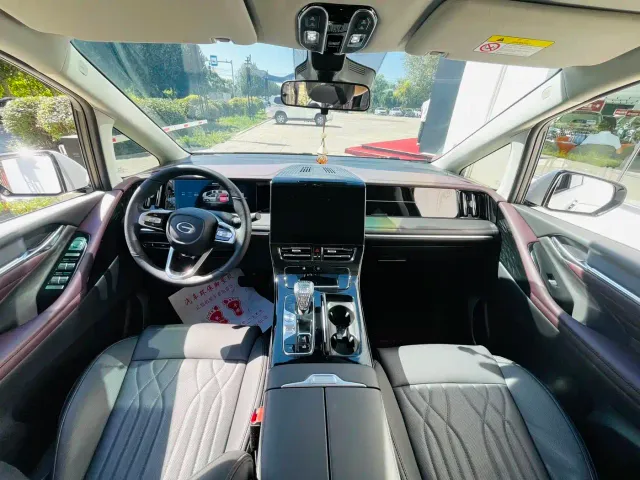 GAC Trumpchi M8 — Фото автомобиля 11