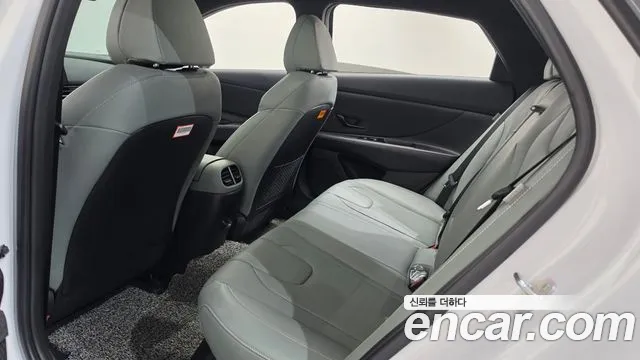 Hyundai Avante — Фото автомобиля 25
