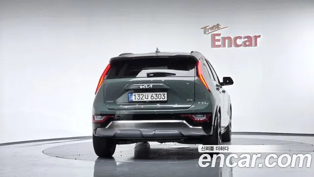Kia Niro The All New Niro Signature — Фото автомобиля 4