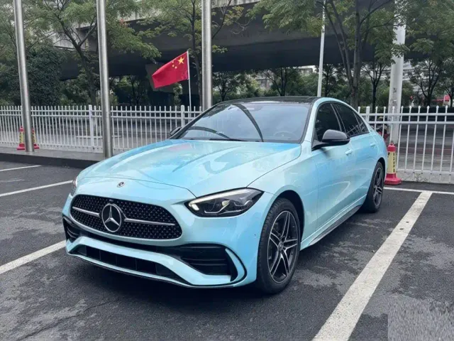 Фотография автомобиля — Mercedes-Benz C-Class