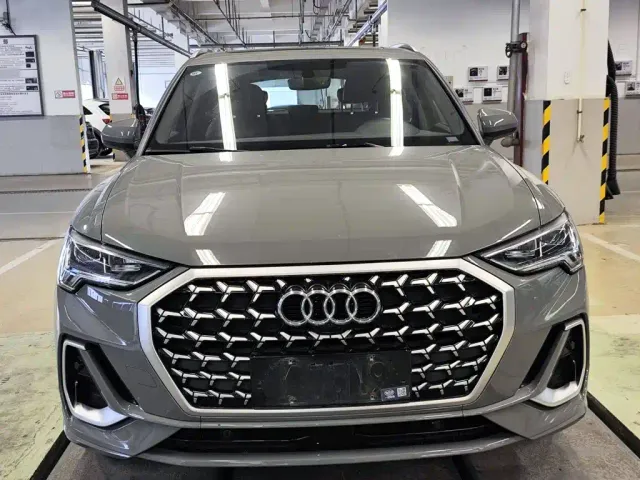 Audi Q3 — Фото автомобиля 2