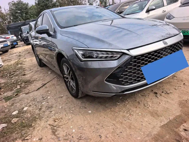 BYD Qin PLUS — Фото автомобиля 3