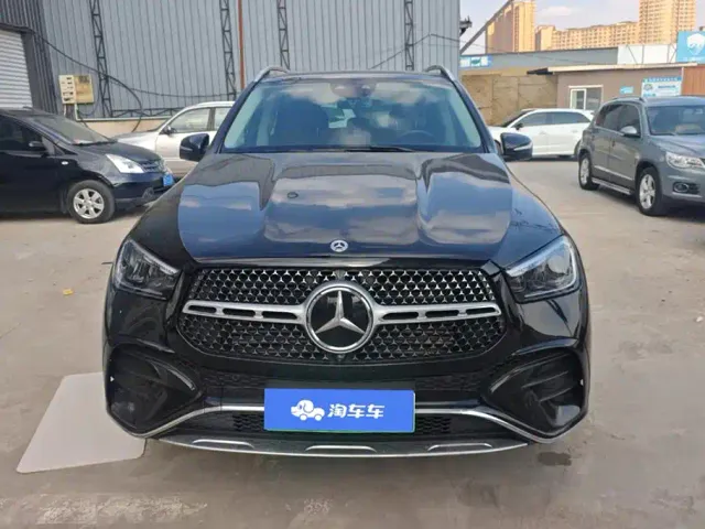 Mercedes-Benz GLE-Class — Фото автомобиля 2