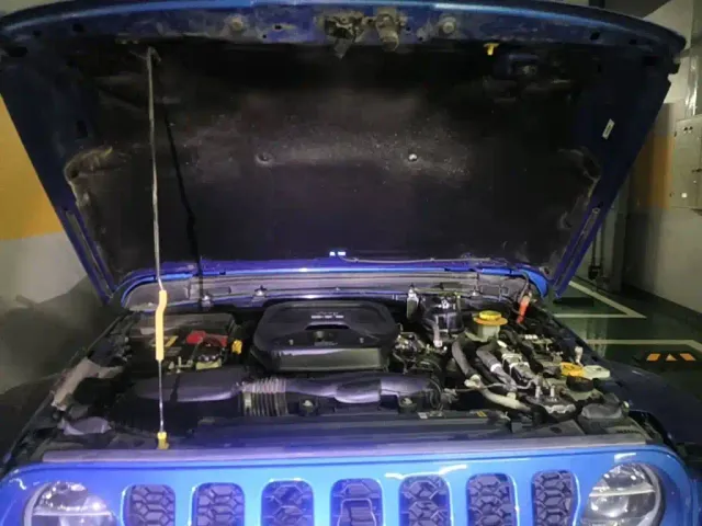 Jeep Wrangler 4xe — Фото автомобиля 3