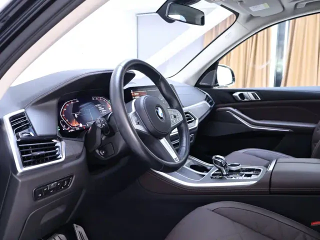 BMW X5 — Фото автомобиля 11
