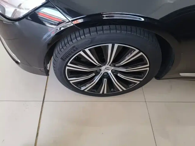 Volvo S90 — Фото автомобиля 22