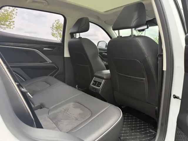 Haval H6 — Фото автомобиля 17