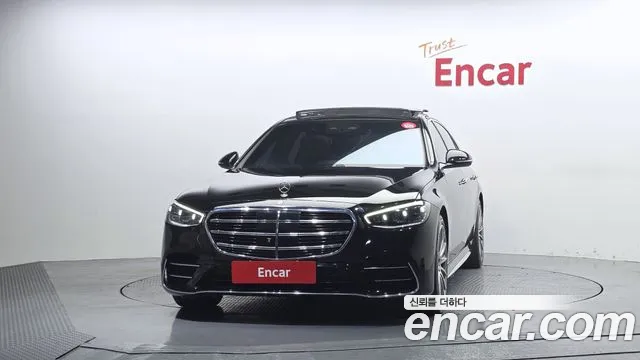 Mercedes-Benz S-Class — Фото автомобиля 2