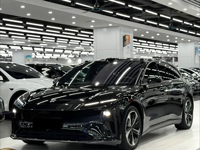 Фотография автомобиля — Nio ET5 Touring