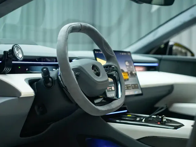 Lotus Emeya — Фото автомобиля 21