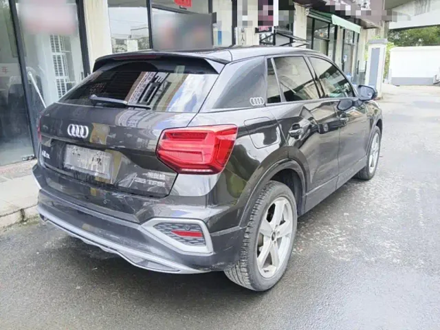 Audi Q2L — Фото автомобиля 6