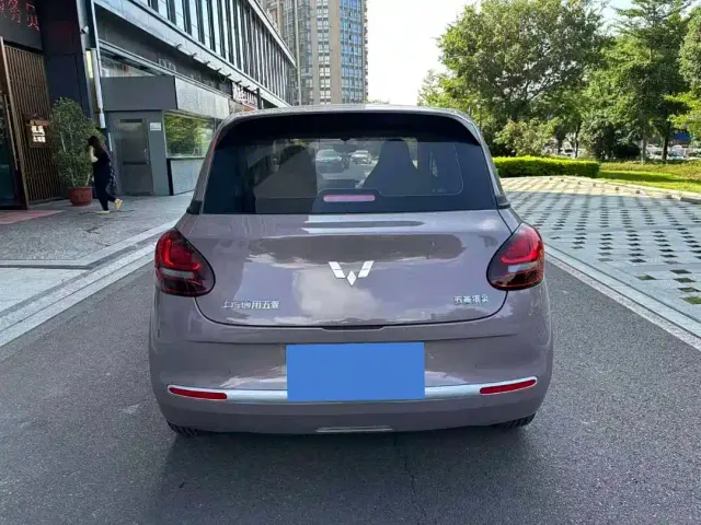 Wuling Bingo — Фото автомобиля 4
