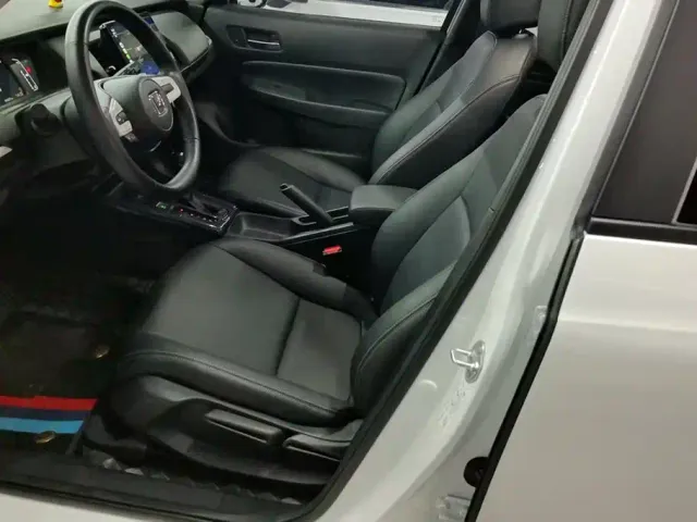 Honda Fit — Фото автомобиля 9