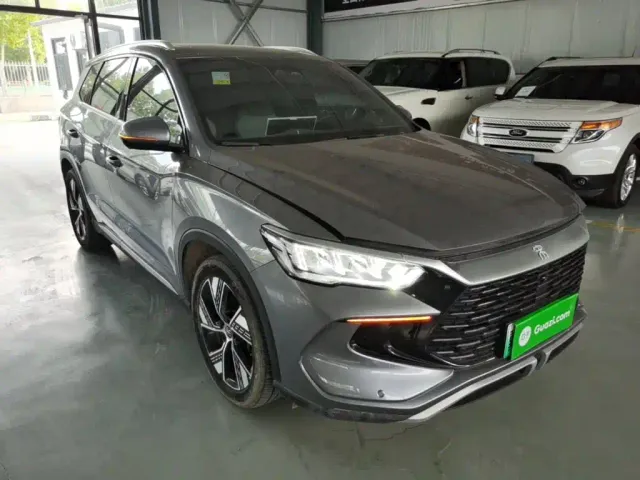 BYD Song Pro — Фото автомобиля 3
