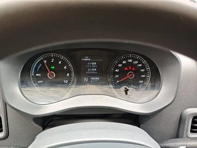 Wuling Yangguang — Фото автомобиля 11