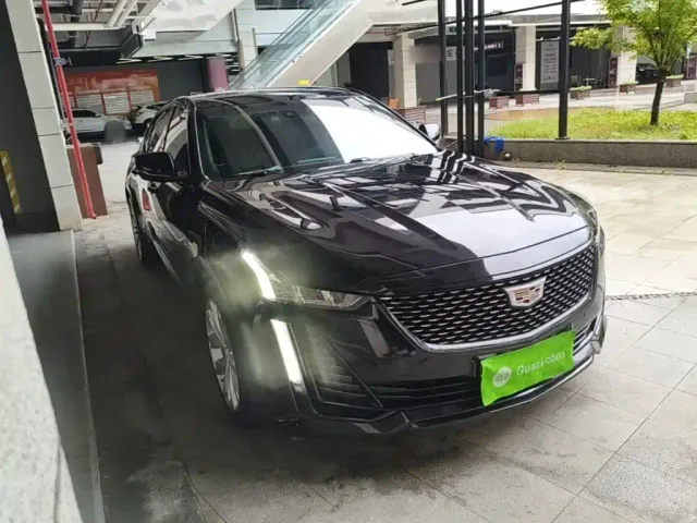 Cadillac CT5 — Фото автомобиля 3