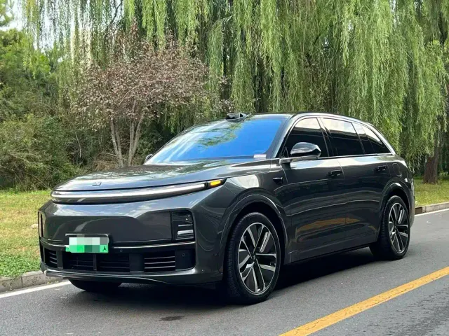 Фотография автомобиля — Li Auto L7