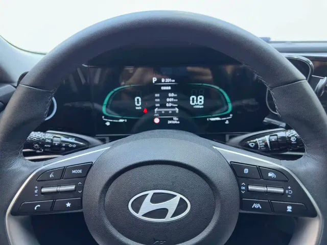 Hyundai Elantra — Фото автомобиля 11
