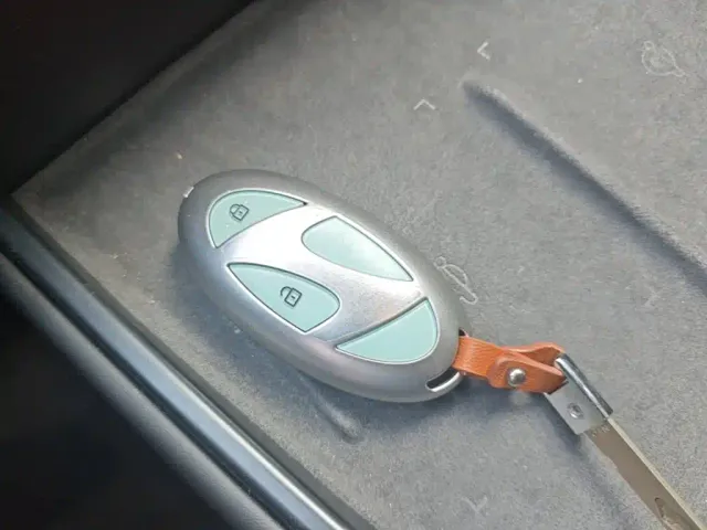 Hyundai ELEXIO — Фото автомобиля 8