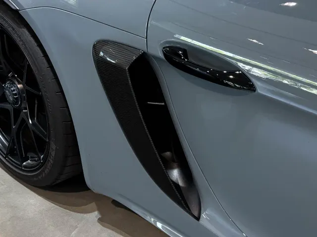 Porsche 718 — Фото автомобиля 9