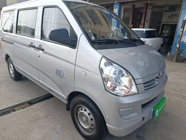 Wuling Rongguang S — Фото автомобиля 3