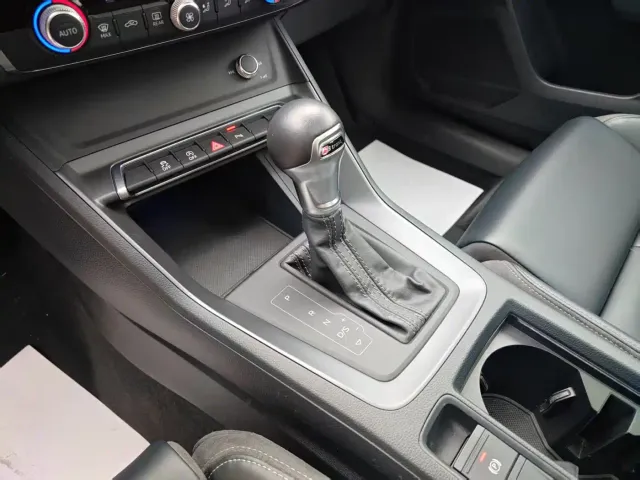 Audi Q3 — Фото автомобиля 5