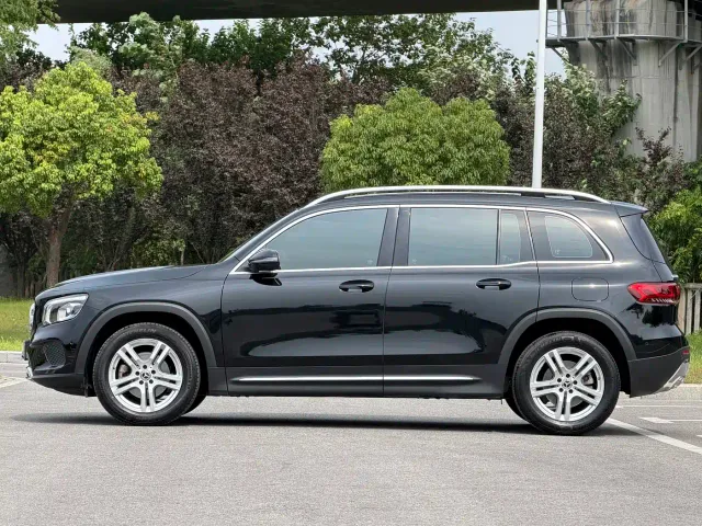 Mercedes-Benz GLB-Class — Фото автомобиля 16
