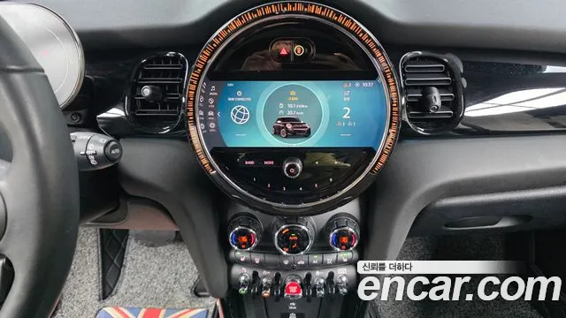 Mini Cooper Cooper Classic Plus — Фото автомобиля 13