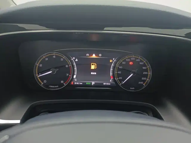 GAC Trumpchi M8 — Фото автомобиля 4