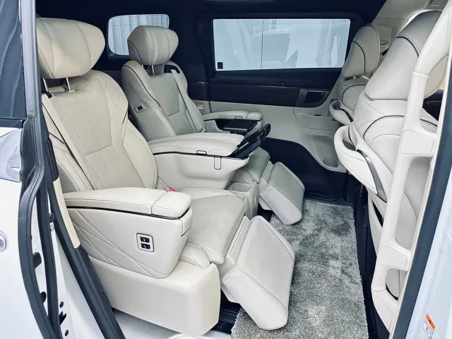 Toyota Alphard — Фото автомобиля 22