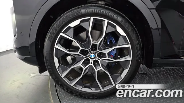 BMW X7 — Фото автомобиля 5
