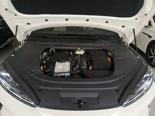 BYD Seal 07 DM-i — Фото автомобиля 19