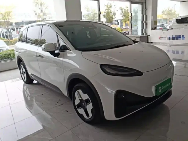 Arcfox Kaola S — Фото автомобиля 3