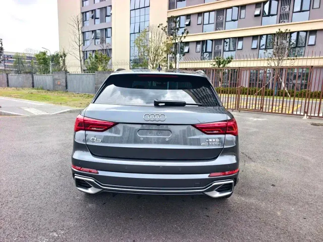 Audi Q3 — Фото автомобиля 15