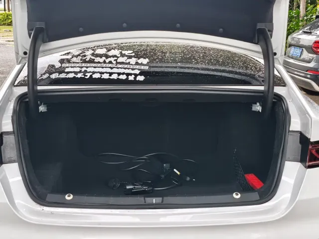 BYD Qin PLUS — Фото автомобиля 9
