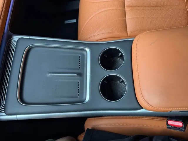 Xpeng G9 — Фото автомобиля 9