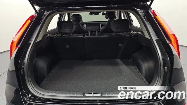 Kia Niro Niro (New) — Фото автомобиля 16