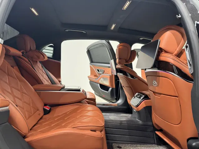 Mercedes-Benz Maybach S-Class — Фото автомобиля 10