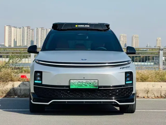 Li Auto L6 — Фото автомобиля 2
