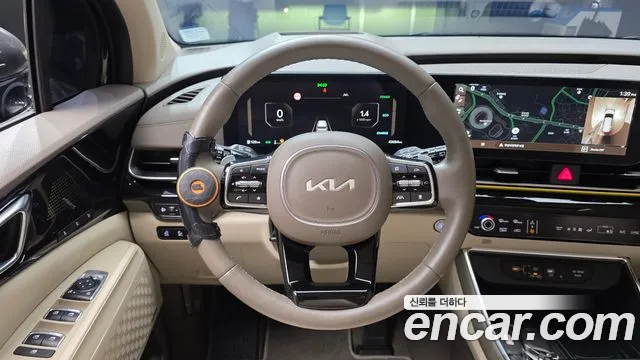 Kia Carnival — Фото автомобиля 19