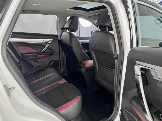 Geely Binyue — Фото автомобиля 10
