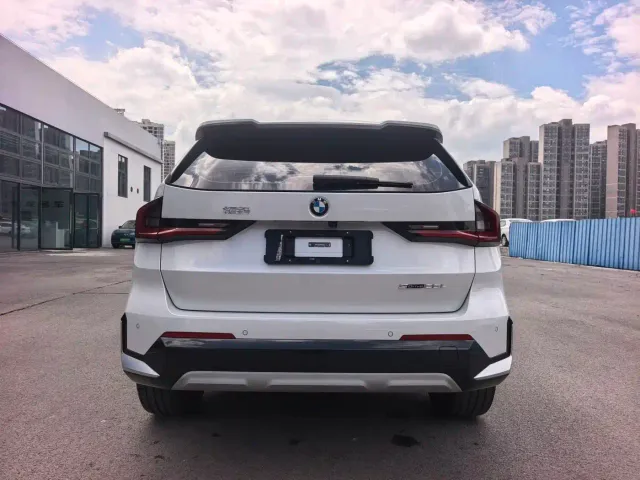 BMW X1 — Фото автомобиля 5