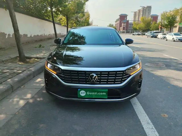 Volkswagen Passat — Фото автомобиля 2