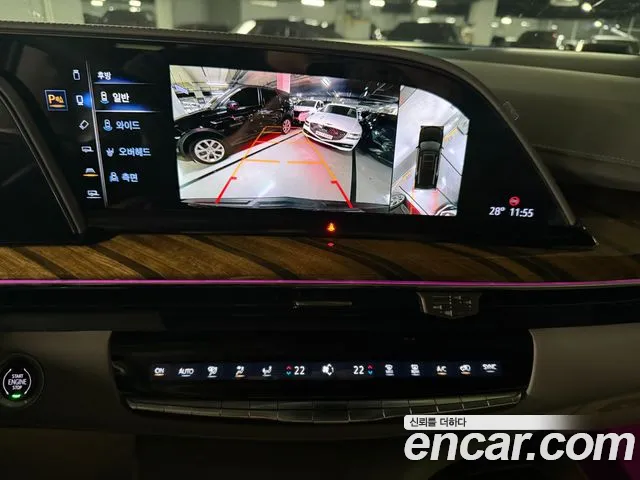 Cadillac Escalade Generation 5 — Фото автомобиля 10